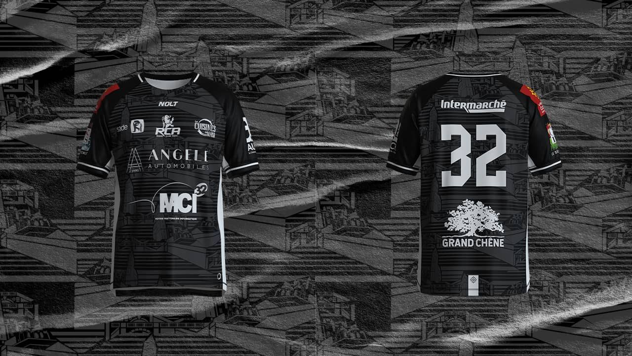vietējā identitāte personalizētā futbola formā